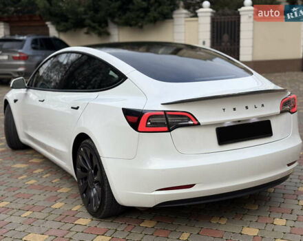 Белый Тесла Модель 3, объемом двигателя 0 л и пробегом 60 тыс. км за 22900 $, фото 39 на Automoto.ua