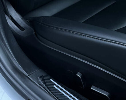 Білий Тесла Модель 3, об'ємом двигуна 0 л та пробігом 55 тис. км за 22700 $, фото 16 на Automoto.ua