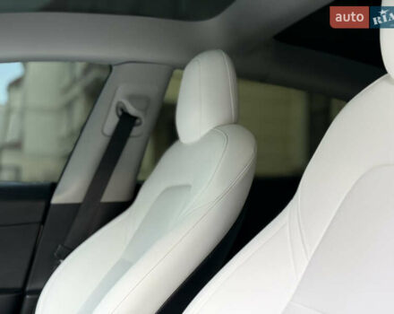 Белый Тесла Модель 3, объемом двигателя 0 л и пробегом 60 тыс. км за 22900 $, фото 21 на Automoto.ua
