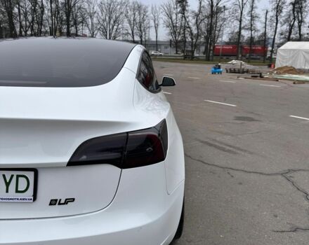 Белый Тесла Модель 3, объемом двигателя 0 л и пробегом 81 тыс. км за 21000 $, фото 6 на Automoto.ua