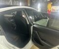 Белый Тесла Модель 3, объемом двигателя 0 л и пробегом 125 тыс. км за 22000 $, фото 14 на Automoto.ua