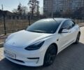 Білий Тесла Модель 3, об'ємом двигуна 0 л та пробігом 88 тис. км за 22500 $, фото 1 на Automoto.ua