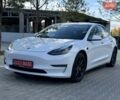 Белый Тесла Модель 3, объемом двигателя 0 л и пробегом 105 тыс. км за 21999 $, фото 5 на Automoto.ua