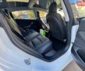 Білий Тесла Модель 3, об'ємом двигуна 0 л та пробігом 50 тис. км за 13700 $, фото 6 на Automoto.ua