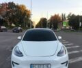 Білий Тесла Модель 3, об'ємом двигуна 0 л та пробігом 64 тис. км за 19000 $, фото 1 на Automoto.ua