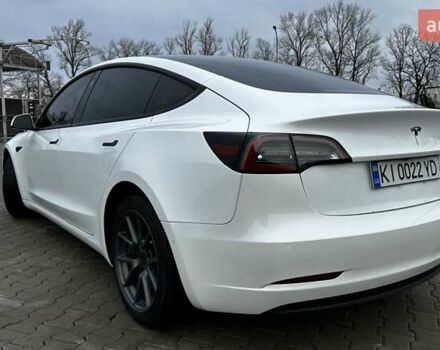 Белый Тесла Модель 3, объемом двигателя 0 л и пробегом 48 тыс. км за 22000 $, фото 5 на Automoto.ua