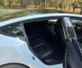Білий Тесла Модель 3, об'ємом двигуна 0 л та пробігом 79 тис. км за 22400 $, фото 19 на Automoto.ua