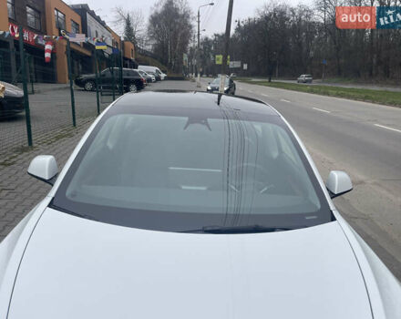 Белый Тесла Модель 3, объемом двигателя 0 л и пробегом 95 тыс. км за 22500 $, фото 4 на Automoto.ua