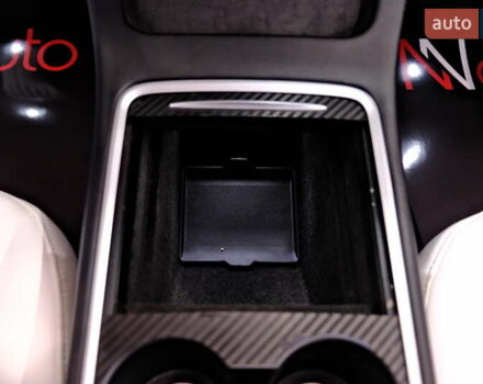 Білий Тесла Модель 3, об'ємом двигуна 0 л та пробігом 60 тис. км за 22900 $, фото 17 на Automoto.ua