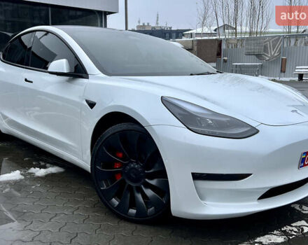 Білий Тесла Модель 3, об'ємом двигуна 0 л та пробігом 5 тис. км за 22500 $, фото 16 на Automoto.ua