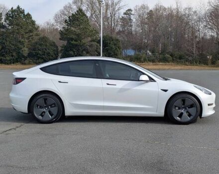 Білий Тесла Модель 3, об'ємом двигуна 0 л та пробігом 10 тис. км за 10400 $, фото 5 на Automoto.ua