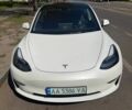 Білий Тесла Модель 3, об'ємом двигуна 0 л та пробігом 94 тис. км за 25500 $, фото 1 на Automoto.ua