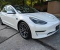 Белый Тесла Модель 3, объемом двигателя 0 л и пробегом 25 тыс. км за 16000 $, фото 1 на Automoto.ua