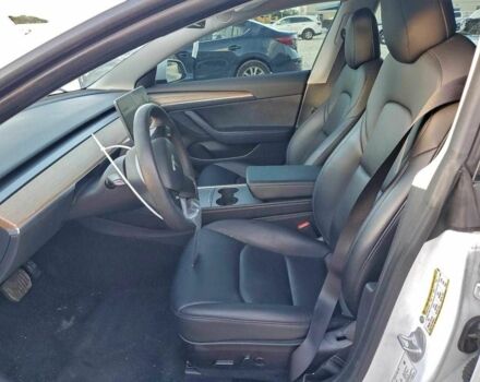 Белый Тесла Модель 3, объемом двигателя 0 л и пробегом 70 тыс. км за 5500 $, фото 6 на Automoto.ua