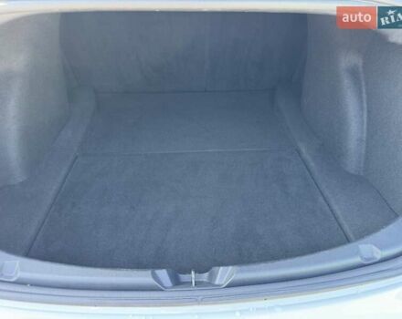 Белый Тесла Модель 3, объемом двигателя 0 л и пробегом 56 тыс. км за 20877 $, фото 13 на Automoto.ua