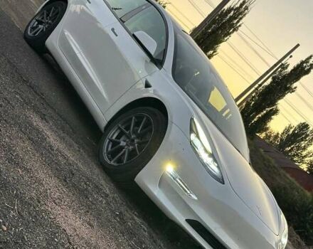 Тесла Модель 3 2022 у Кривому Розі на Automoto.ua Білий Тесла Модель 3, об'ємом двигуна 0 л та пробігом 144 тис. км за 18000 $, фото 6 на Automoto.ua