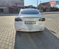 Белый Тесла Модель 3, объемом двигателя 0 л и пробегом 45 тыс. км за 24400 $, фото 5 на Automoto.ua
