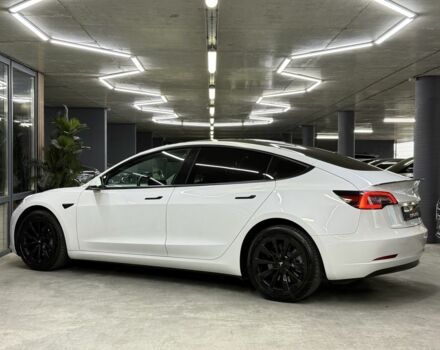 Белый Тесла Модель 3, объемом двигателя 0 л и пробегом 76 тыс. км за 22900 $, фото 14 на Automoto.ua