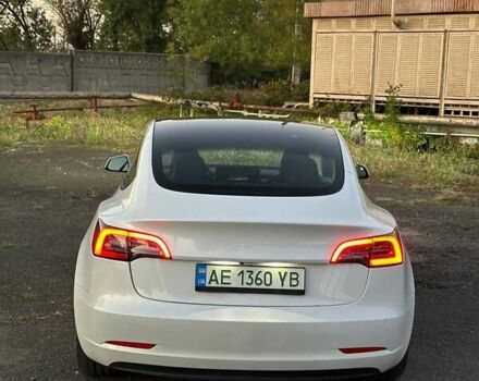 Тесла Модель 3 2022 у Кривому Розі на Automoto.ua Білий Тесла Модель 3, об'ємом двигуна 0 л та пробігом 144 тис. км за 18000 $, фото 3 на Automoto.ua