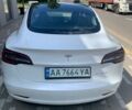 Белый Тесла Модель 3, объемом двигателя 0 л и пробегом 82 тыс. км за 18900 $, фото 6 на Automoto.ua