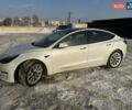 Белый Тесла Модель 3, объемом двигателя 0 л и пробегом 82 тыс. км за 18000 $, фото 2 на Automoto.ua
