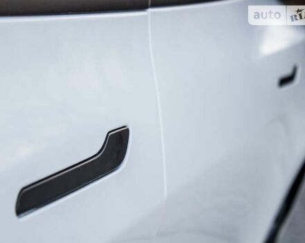 Білий Тесла Модель 3, об'ємом двигуна 0 л та пробігом 8 тис. км за 23900 $, фото 54 на Automoto.ua
