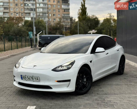 Белый Тесла Модель 3, объемом двигателя 0 л и пробегом 70 тыс. км за 22600 $, фото 7 на Automoto.ua