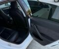 Білий Тесла Модель 3, об'ємом двигуна 0 л та пробігом 74 тис. км за 21299 $, фото 15 на Automoto.ua