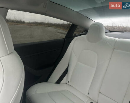 Белый Тесла Модель 3, объемом двигателя 0 л и пробегом 59 тыс. км за 22000 $, фото 24 на Automoto.ua