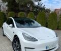 Белый Тесла Модель 3, объемом двигателя 0 л и пробегом 40 тыс. км за 22000 $, фото 2 на Automoto.ua