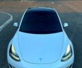 Білий Тесла Модель 3, об'ємом двигуна 0.21 л та пробігом 80 тис. км за 18500 $, фото 2 на Automoto.ua