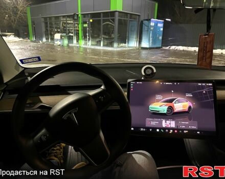Білий Тесла Модель 3, об'ємом двигуна 0 л та пробігом 74 тис. км за 23500 $, фото 10 на Automoto.ua