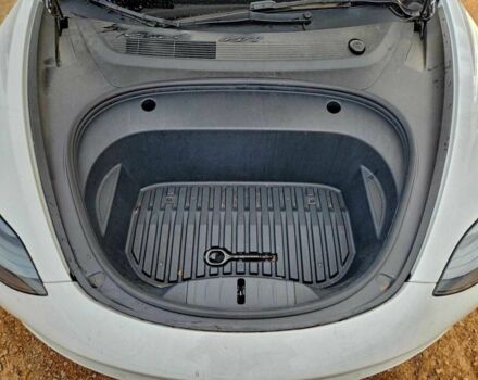 Белый Тесла Модель 3, объемом двигателя 0 л и пробегом 107 тыс. км за 6000 $, фото 10 на Automoto.ua