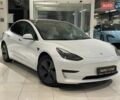 Білий Тесла Модель 3, об'ємом двигуна 0 л та пробігом 63 тис. км за 23900 $, фото 2 на Automoto.ua