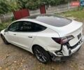 Тесла Модель 3 2022 в Киеве на Automoto.ua Белый Тесла Модель 3, объемом двигателя 0 л и пробегом 64 тыс. км за 14700 $, фото 3 на Automoto.ua