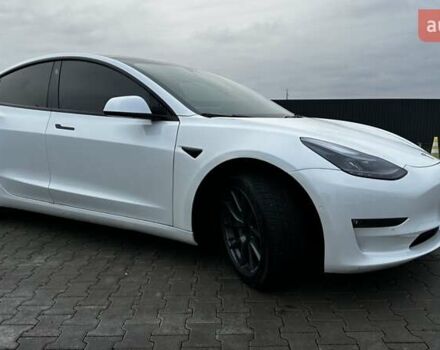 Белый Тесла Модель 3, объемом двигателя 0 л и пробегом 48 тыс. км за 22000 $, фото 6 на Automoto.ua