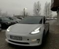 Білий Тесла Модель 3, об'ємом двигуна 0 л та пробігом 94 тис. км за 21500 $, фото 2 на Automoto.ua