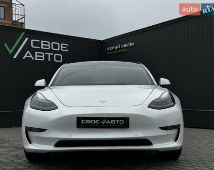 Белый Тесла Модель 3, объемом двигателя 0 л и пробегом 35 тыс. км за 24699 $, фото 1 на Automoto.ua