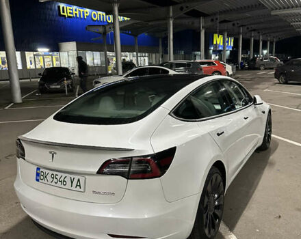Білий Тесла Модель 3, об'ємом двигуна 0 л та пробігом 8 тис. км за 26500 $, фото 10 на Automoto.ua