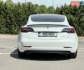 Белый Тесла Модель 3, объемом двигателя 0 л и пробегом 39 тыс. км за 24500 $, фото 14 на Automoto.ua