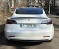 Білий Тесла Модель 3, об'ємом двигуна 0 л та пробігом 72 тис. км за 23499 $, фото 8 на Automoto.ua