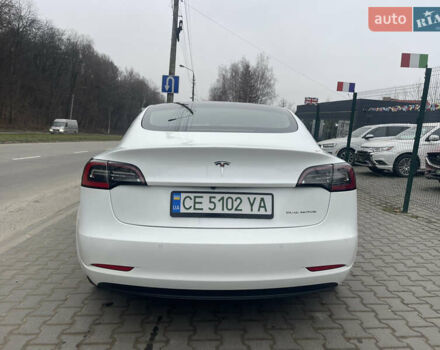 Белый Тесла Модель 3, объемом двигателя 0 л и пробегом 95 тыс. км за 22500 $, фото 5 на Automoto.ua
