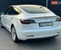 Белый Тесла Модель 3, объемом двигателя 0 л и пробегом 63 тыс. км за 22500 $, фото 5 на Automoto.ua