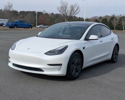 Білий Тесла Модель 3, об'ємом двигуна 0 л та пробігом 10 тис. км за 10400 $, фото 2 на Automoto.ua