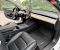 Белый Тесла Модель 3, объемом двигателя 0 л и пробегом 95 тыс. км за 19700 $, фото 33 на Automoto.ua