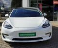 Білий Тесла Модель 3, об'ємом двигуна 0 л та пробігом 33 тис. км за 19499 $, фото 2 на Automoto.ua