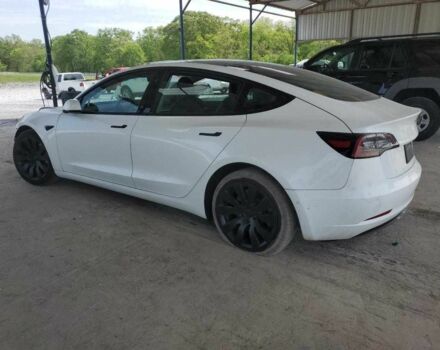 Білий Тесла Модель 3, об'ємом двигуна 0 л та пробігом 61 тис. км за 6000 $, фото 1 на Automoto.ua