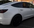 Білий Тесла Модель 3, об'ємом двигуна 0 л та пробігом 74 тис. км за 23500 $, фото 3 на Automoto.ua