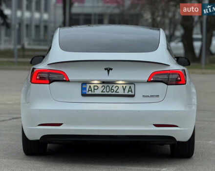 Белый Тесла Модель 3, объемом двигателя 0 л и пробегом 85 тыс. км за 21999 $, фото 14 на Automoto.ua
