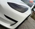 Белый Тесла Модель 3, объемом двигателя 0 л и пробегом 70 тыс. км за 22600 $, фото 22 на Automoto.ua